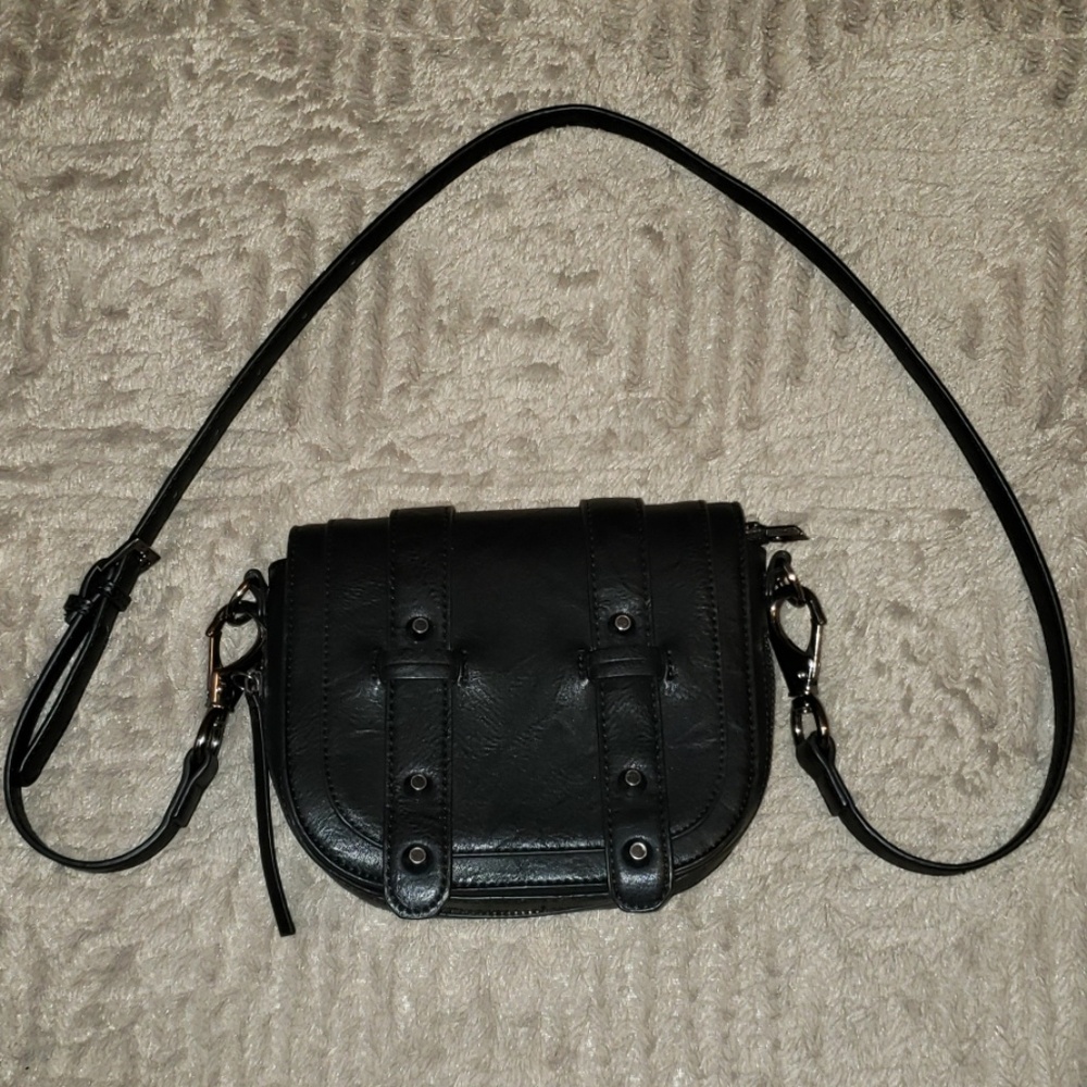 Antik Kraft Crossbody